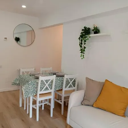 Centrico Familiar Rh 70 Apartment