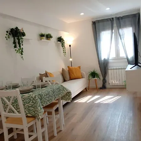 Centrico Familiar Rh 70 Apartament *